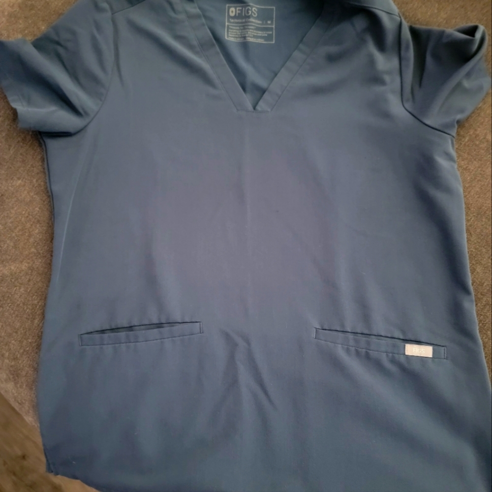 Figs Dark Harbour Casma 3 Pocket Scrub Top